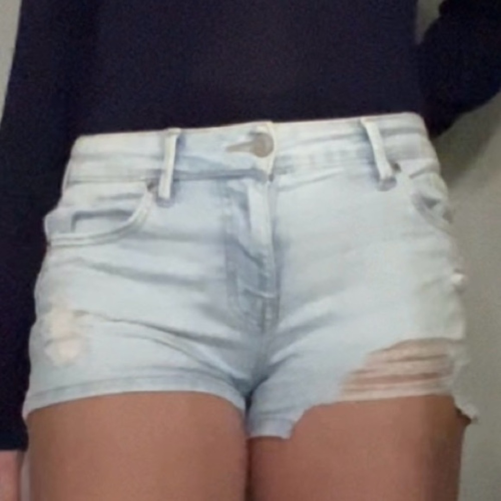 Light wash Jean shorts